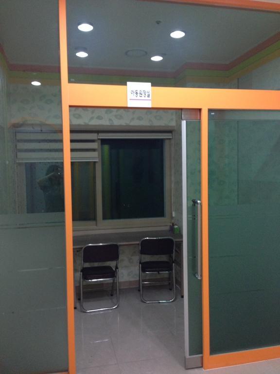 Champ Hostel Busan Extérieur photo